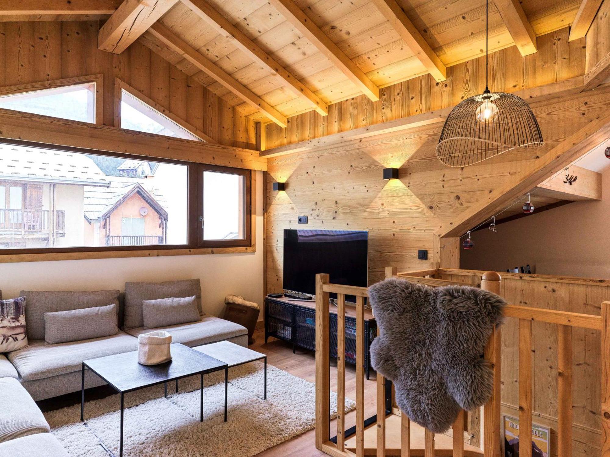 Le Chenaillet, Duplex Au Pied Des Pistes Et Spa Montgenevre Exterior photo